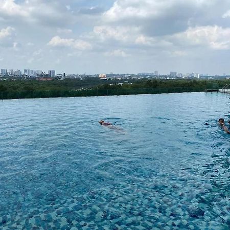 Homenest Jb City Poolview Suite By Cozy Home ยะโฮร์บาห์รู ภายนอก รูปภาพ