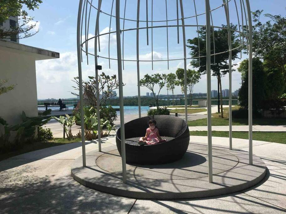 Homenest Jb City Poolview Suite By Cozy Home ยะโฮร์บาห์รู ภายนอก รูปภาพ