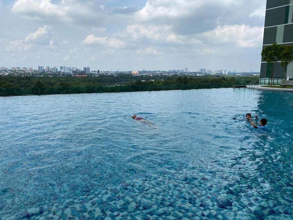 Homenest Jb City Poolview Suite By Cozy Home ยะโฮร์บาห์รู ภายนอก รูปภาพ