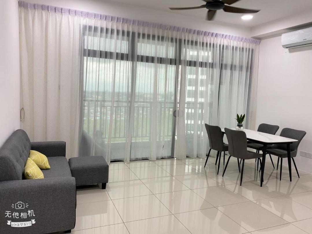 Homenest Jb City Poolview Suite By Cozy Home ยะโฮร์บาห์รู ภายนอก รูปภาพ